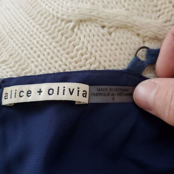 Alice + Olivia Rosetta Chambray Butterfly Applique Romper size 0 - Picture 14 of 16